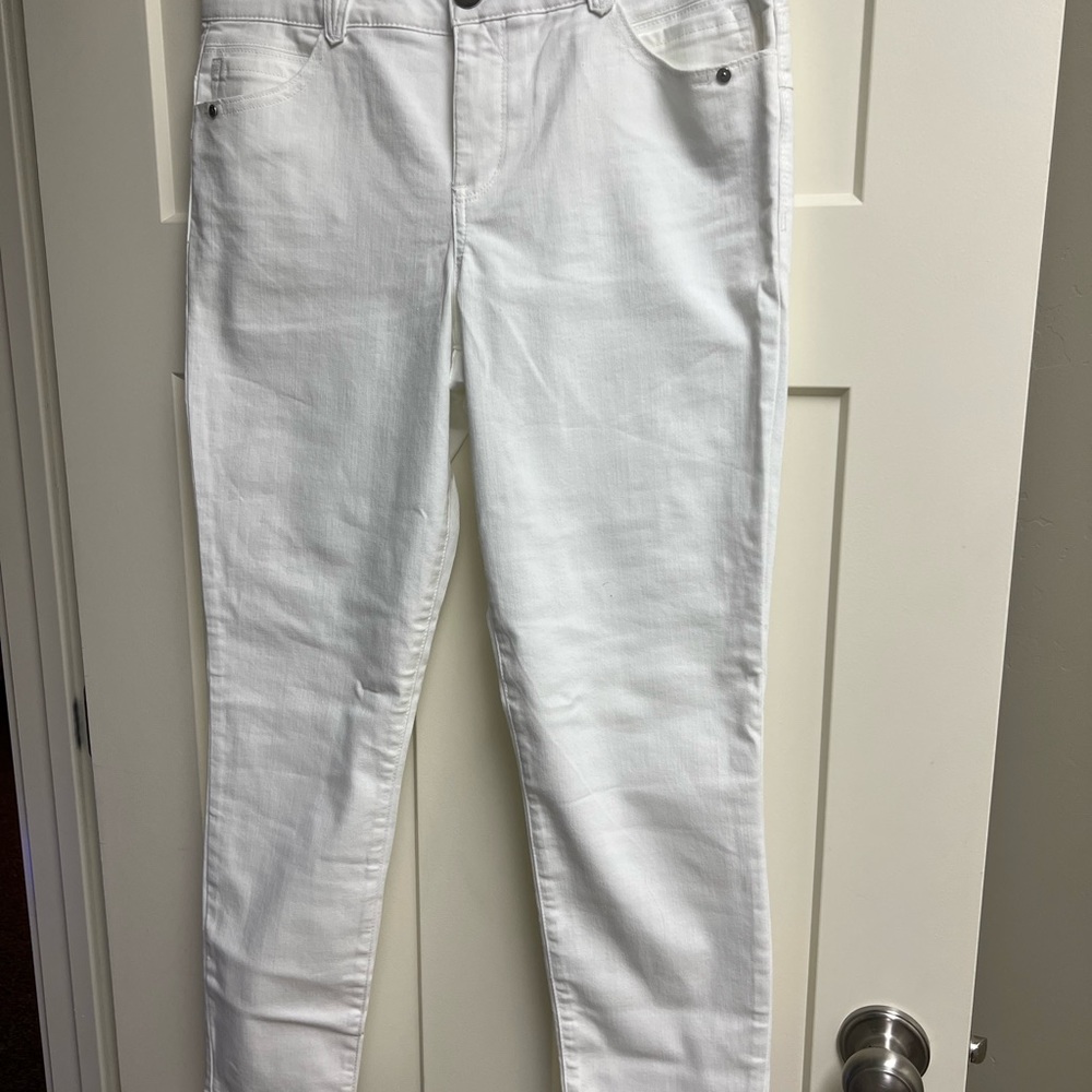 NWOT Democracy “ab” technology jeans white